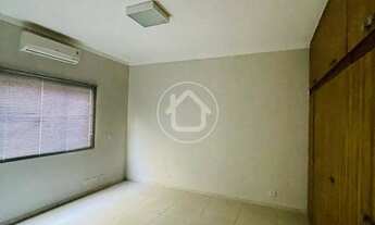 Imagem 2: CASA/ESCRITORIO Casa com 1 dormitório