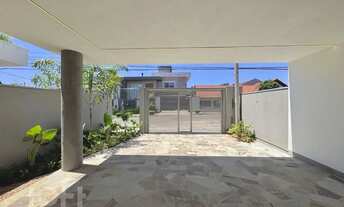 Imagem 4: Casa à venda em Estância Velha com 174 m², 3 quartos, 3 suítes, 2 vagas