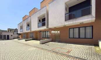 Imagem: Sobrado em condomínio fechado com 3 quartos