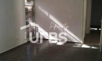 Imagem 4: Sobrado à venda no Setor Bueno, 5 quartos (1 suíte), Residencial Oásis, próximo à Rua T-54