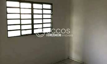 Imagem 11: Casa para aluguel, 6 quartos, 4 suítes, 3 vagas, Cidade Jardim - Uberlândia/MG