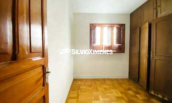 Imagem 2: Residencial Casa no Colégio Batista com 400,00 (M²), 4 quartos e vagas para Venda