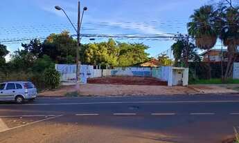 Imagem: Terreno de frente para Avenida Costábile