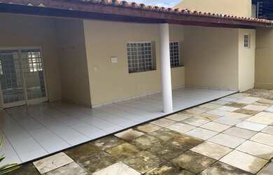 Imagem: Aluga-se ou Vende-se Casa - Ilhotas