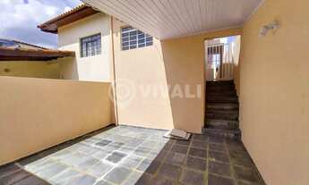 Imagem: Casa de rua - / Residencial / Loteamento