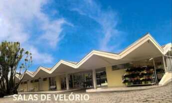 Imagem 6: Jazigo com 3 gavetas e lápide, no Cemitério Parque Iguaçu 2m2