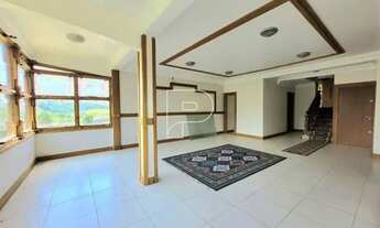 Imagem 7: Um Verdadeiro Refúgio em Meio à Natureza! Granja Viana. Magnífica e Espaçosa Casa!