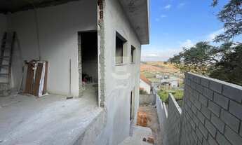 Imagem 4: Casa à venda em Barbacena com 4 quartos sendo 3 suítes no Serra Verde