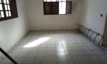 Imagem: Casa de esquina bancários