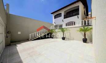 Imagem 2: Sobrado em Rua Rosa Boratto - Vila Santana - Mogi das Cruzes/SP