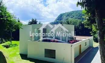 Imagem 2: Imóvel para aluguel e venda tem 250 metros quadrados com 3 quartos em Itaipava - Petrópoli