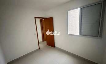 Imagem 5: Apartamento com 2 quartos sendo 1 suíte disponível para locação no bairro Novo Mundo em Ub