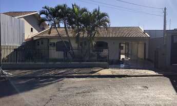 Imagem: Aluga-se Casa em Campo Mourao com 4 quartos