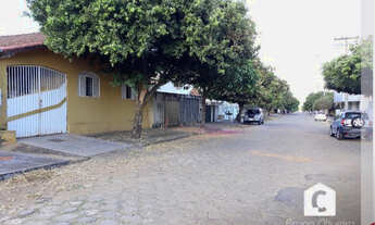 Imagem 4: Vendo- Casa em Itapuranga-GO (mesma rua do Banco do Brasil