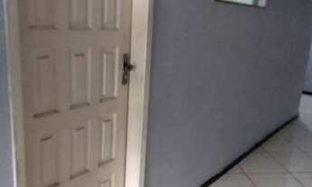 Imagem 2: Kitchenet Na Av Teixeira e Souza Braga Cabo frio