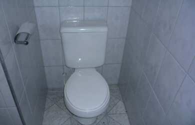 Imagem 4: Casa comercial para aluguel tem 256 metros quadrados com 2 pavimentos