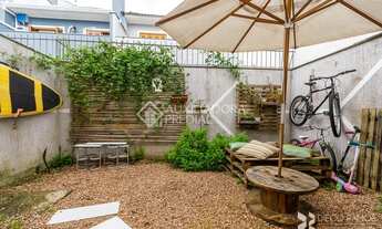 Imagem 2: Casa em condomínio com 3 dormitórios no bairro Hípica