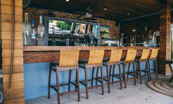 Imagem 4: Casa Residencial com 6 suítes no Cacupé!