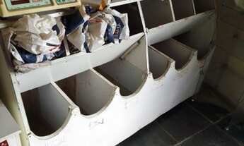 Imagem 5: Casa de ração Galpão / depósito com venda por R$1