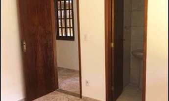 Imagem 2: Casa para venda possui 260 metros quadrados com 4 quartos em Centro - Ilhabela - SP