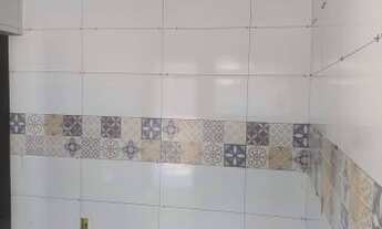 Imagem 2: Lindas casas na Raul Veiga de um quarto