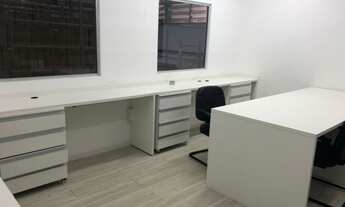 Imagem 4: Galpão com 1.280m² no Parque Dez de Novembro. Aceita financiamento!