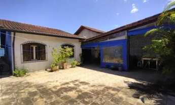 Imagem 3: Casa à 800 mts do mar, possui com 3 quartos em Itanhaém/SP