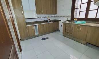 Imagem: Linda Casa na Imbetiba c/ 4qts, send 1suíte