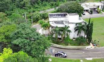 Imagem 2: Casa sobrado em condomínio com 6 quartos - Bairro Condomínio do Lago em Goiânia