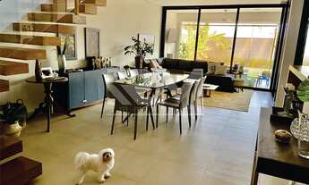 Imagem 4: Lindo sobrado com 220m2, 3 suites, 5 banheiros, completo em armários