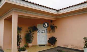 Imagem 2: Casa com 3 suítes para locação e venda na Vila Oliveira