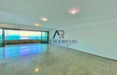 Imagem 2: Apartamento Beira-Mar com 4 Suítes e 3 Vagas de Garagem