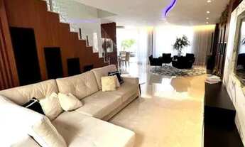 Imagem 2: Casa para venda possui 384 metros quadrados com 3 suítes