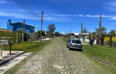 Imagem 4: Casa 4 dormitórios ou + para Venda em Cidreira, NAZARÉ, 6 dormitórios, 2 banheiros, 1 vaga