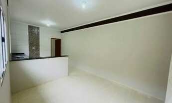 Imagem 2: Casa em Mongaguá com 2 quartos e espaço gourmet