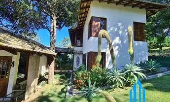 Imagem: Casa de alto padrão na Aldeia da Praia