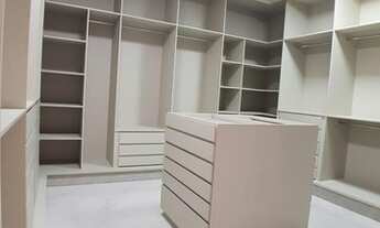 Imagem 7: Casa para venda possui 370 metros quadrados com 4 quartos