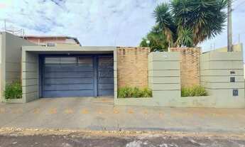 Imagem: Venda de Casas / Padrão na cidade de Araraquara