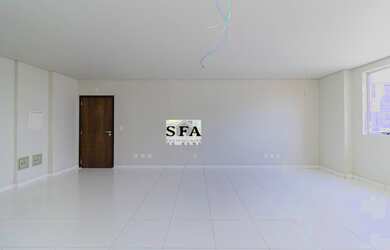 Imagem 4: Sala comercial à locação com 47m2 - Centro - Curitiba - PR