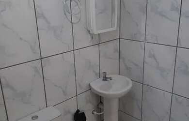 Imagem 6: Predio localizado em area central de Ubatuba, otimo para renda , investimento