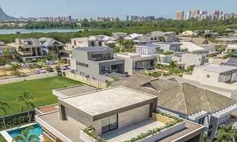 Imagem 2: CASA TRIPLEX COM 5 SUÍTES, PROJETO CONTEMPORÂNEO ASSINADO POR VICTOR BASTOS À VENDA NO CON