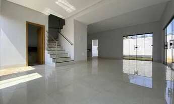 Imagem 4: Sobrado para venda com 172 metros quadrados com 3 quartos em Jardim Santa Lúcia - Franca