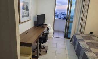 Imagem 4: Mediterrâneo Flat na Barra: o conforto de 2 suítes, com serviços de Hotelaria e vista pro