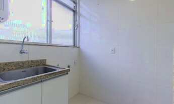 Imagem 4: Apartamento para venda possui 66 metros quadrados com 2 quartos em Anil - Rio de Janeiro