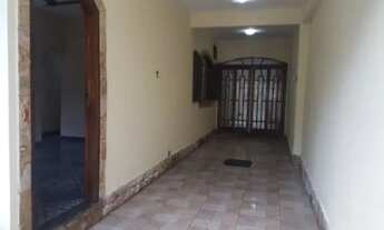 Imagem 5: Casa para aluguel possui 200 metros quadrados com 3 quartos