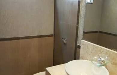 Imagem 4: Casa de condomínio para venda tem 216 metros quadrados com 3 quartos