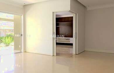 Imagem 3: Casa de Condomínio com 5 Quartos e 5 banheiros à Venda, 680 m² por R$ 5.100.000