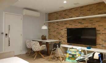 Imagem 4: Apartamento reformado em predio com lazer, 2 quartos em 110m2