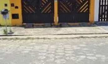 Imagem: Casa no Cibratel 2, possui piscina e 2 quartos