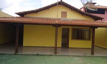 Imagem: BETIM - Casa Padrão - Amazonas